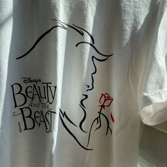 Vintage Hanes Disney beauty and the beast graphic tee - Picture 8 of 17